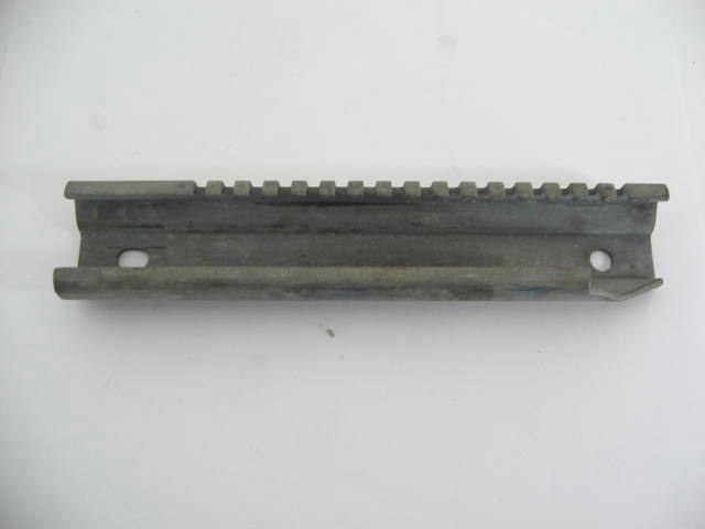 FIXED SEAT RUNNER, ON SIDE