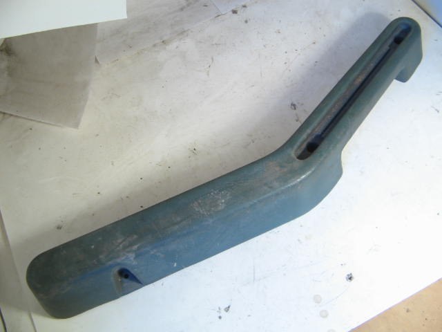 BLUE LEFT FRONT ARM REST