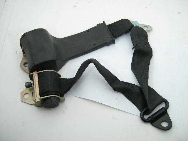 RIGHT SEAT BELT