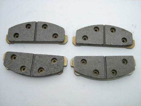 METALLIC FRONT BRAKE PAD SET