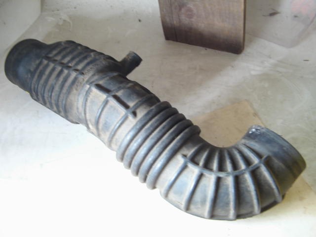 AIR FLOW METER-THROTTLE HOSE
