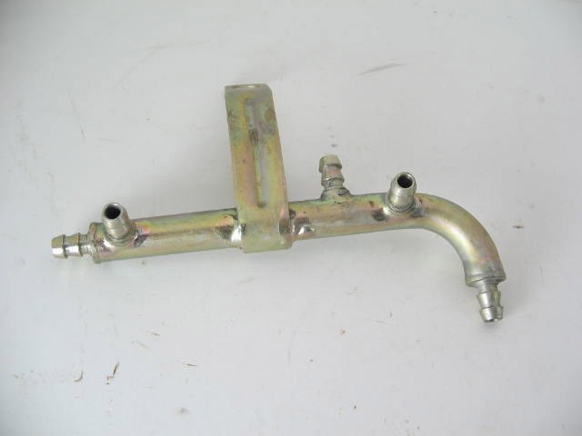 1980-88 RIGHT FI FUEL RAIL