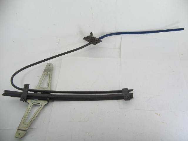 RIGHT WINDOW REGULATOR