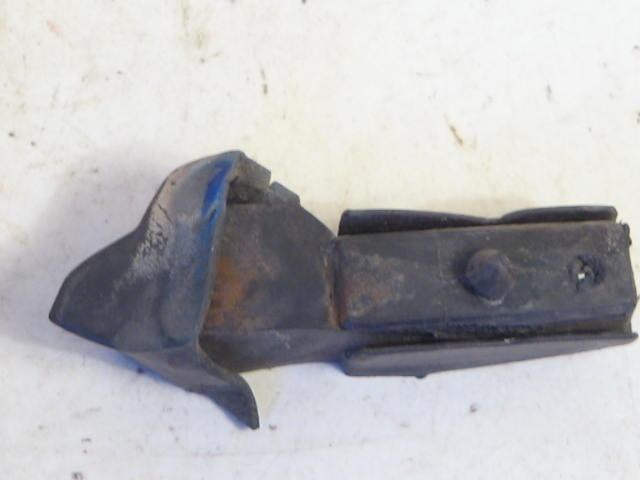 RT RUBBER BOOT @ REAR OF DOOR