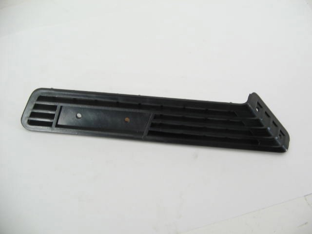 1983-88 LEFT FLOW THRU GRILL