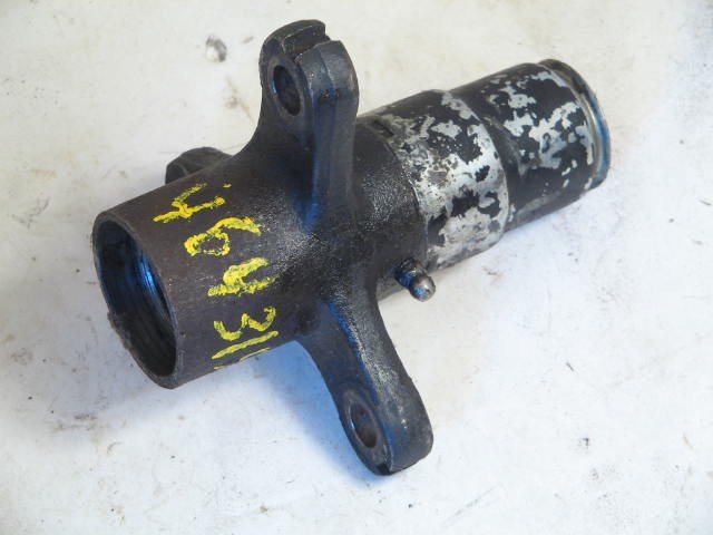 DRIVESHAFT FRONT YOKE