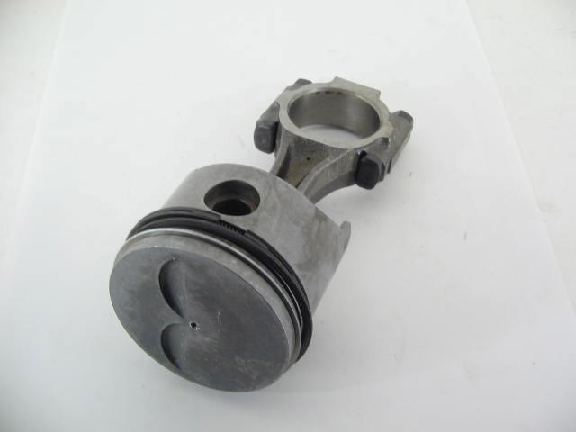 CLASS C PISTON/ROD & RING ASSY