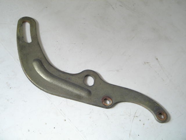 AIR PUMP SUPPORT BRACKET