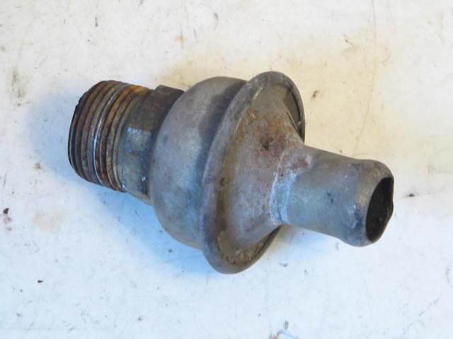 CHECK VALVE ON EXHAUST MANIFLD