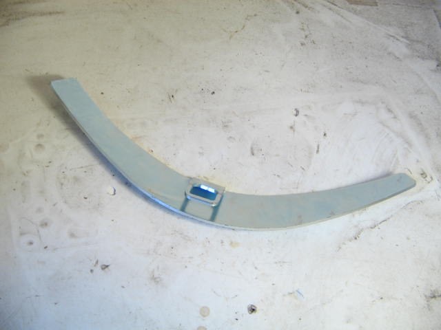 1983-85 LEFT TOP BOOT CLIP