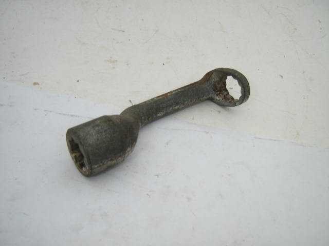 17MM WRENCH FOR CYLINDER HEAD