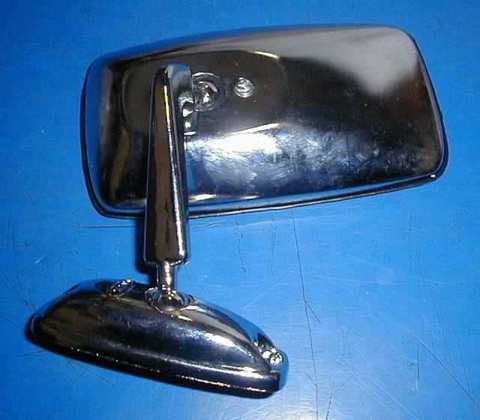 CHROMED SCREW ON MIRROR