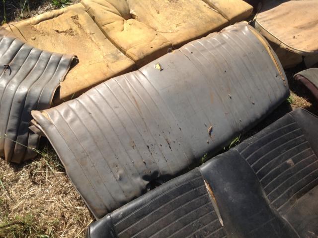 BIEGE REAR UPPER SEAT CUSHION