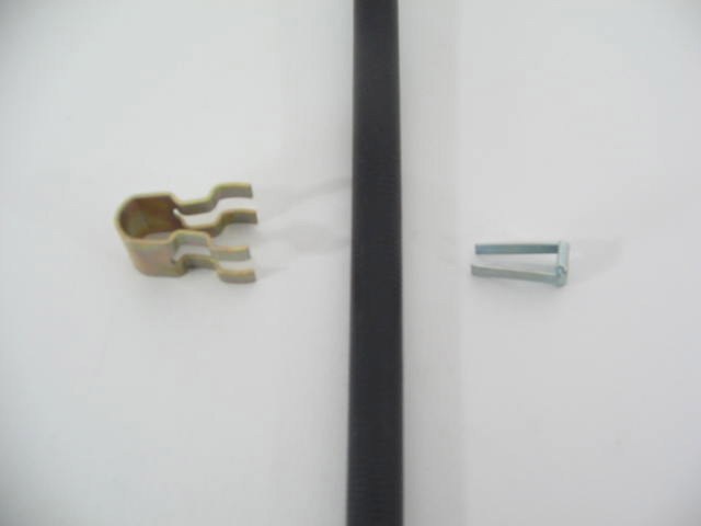 UPPER TRIM RETAINING CLIP