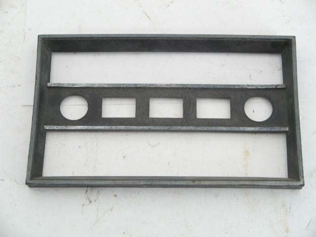 1976-78 CENTER DASH TRIM