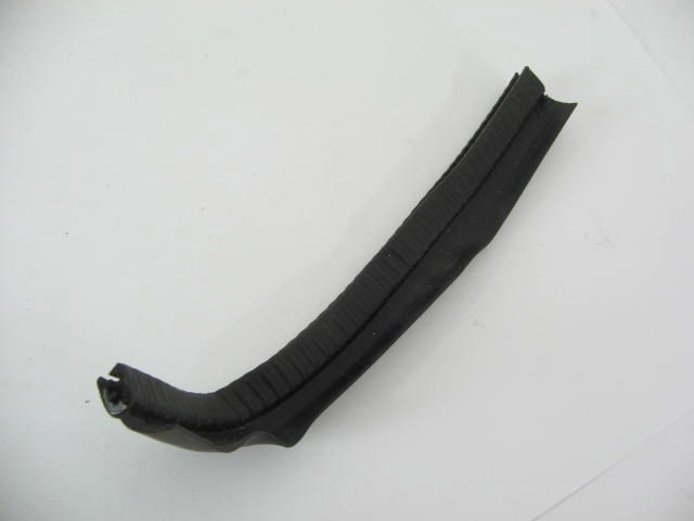 RADIATOR SIDE RUBBER GASKET