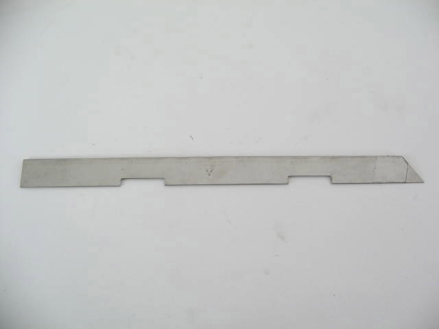 LEFT WING VENT BRIGHT MOULDING