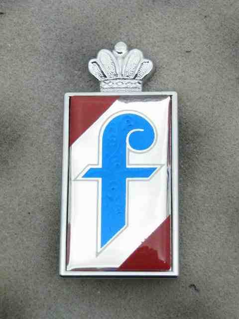 PLASTIC INSERT SIDE "f" EMBLEM