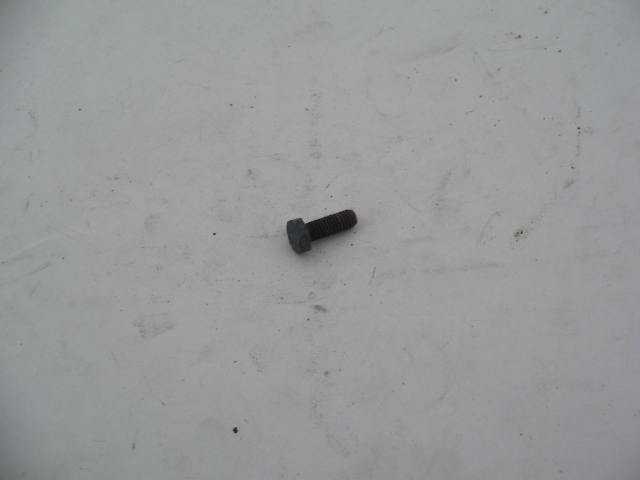 TOP FRAME TO BOW BOLT