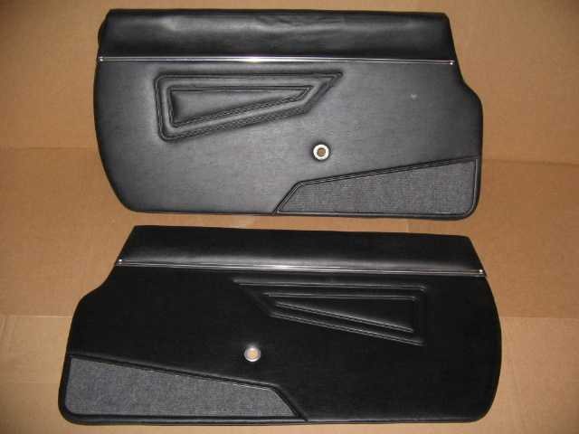 1979-85 BLACK DOOR PANEL SET