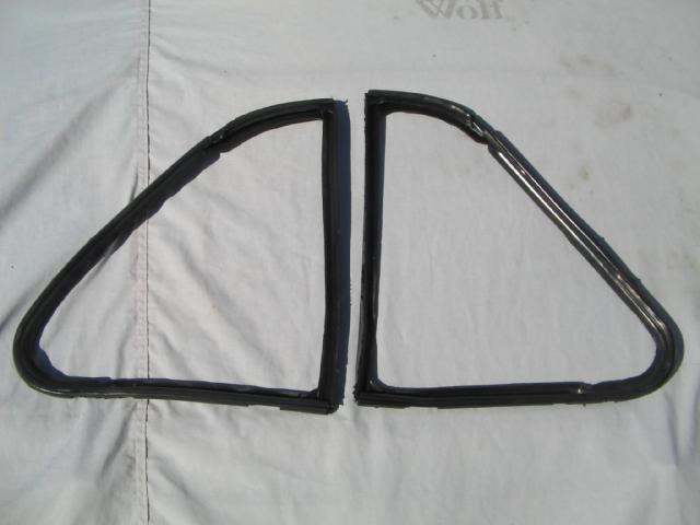 WING VENT RUBBER GASKET SET