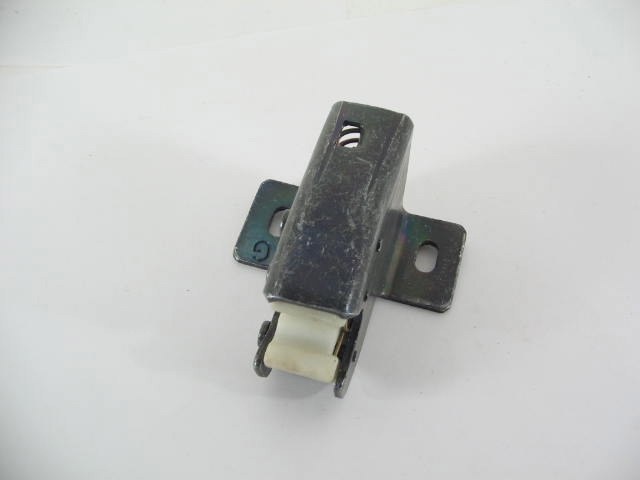 1982 LOCK LATCH