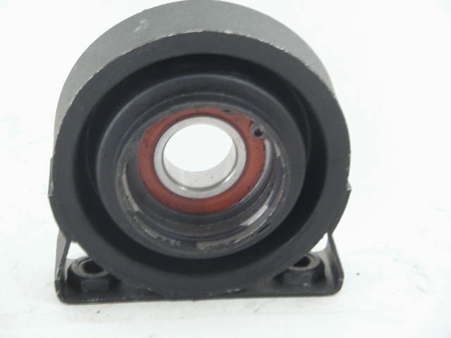 CENTER SUPPORT WITH BEARING