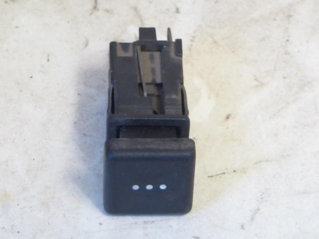 1984-88 ACCESORY SWITCH
