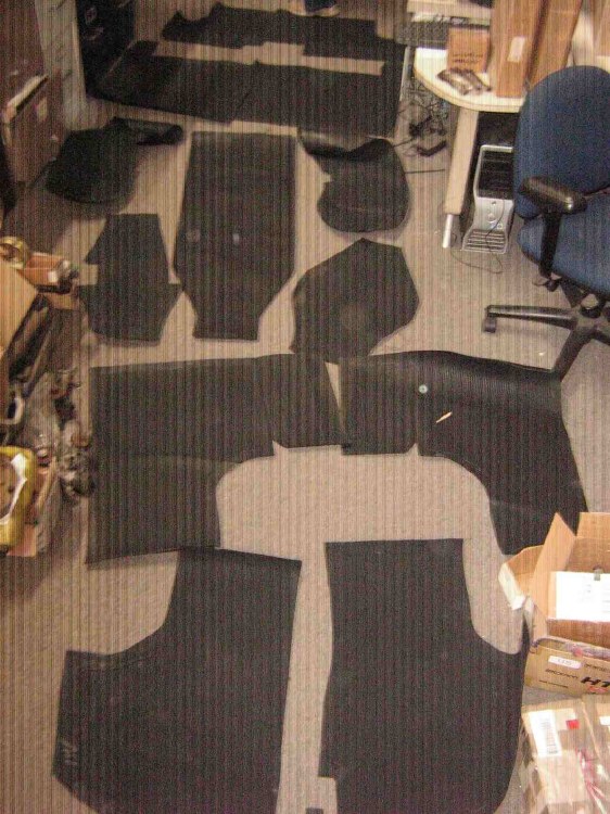 RUBBER FLOOR MAT SET