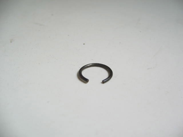 VALVE RETAINER SNAP RING