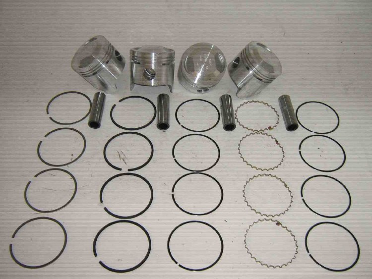 80.0 + 0.6 MM O/S PISTON SET