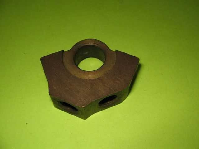4-WAY BRAKE LINE JUNCTION