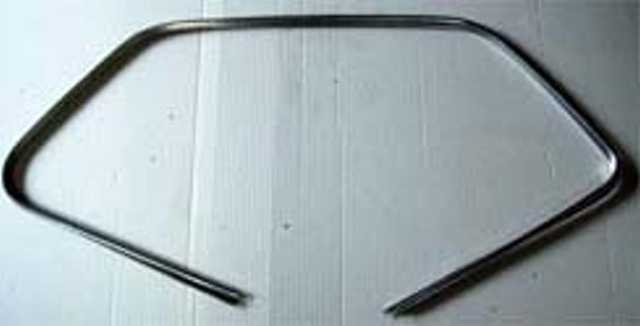 R & L OUTSIDE DOOR TRIM W FELT