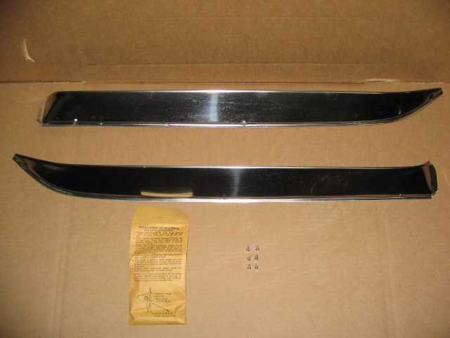 WINDOW VENT SHADE SET