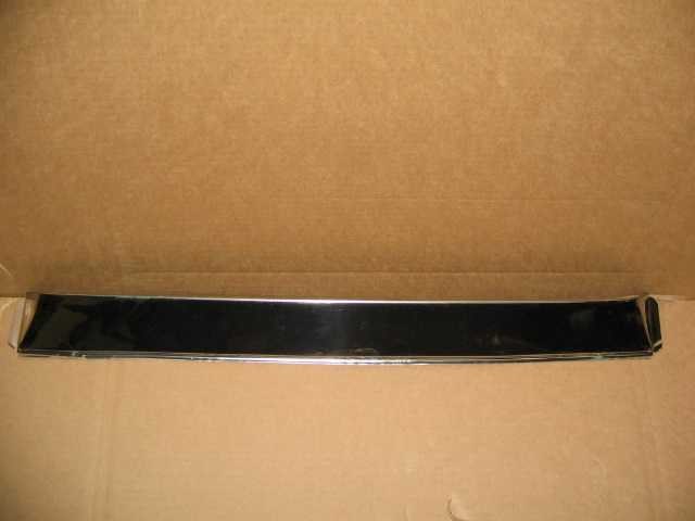 LT REAR VENT SHADE ON WINDOW