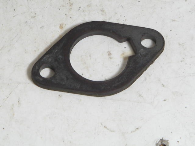 CARBURETOR BASE INSULATOR
