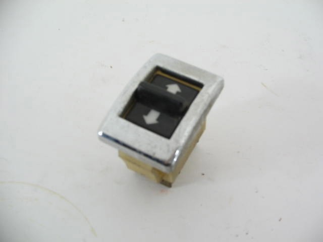 POWER WINDOW SWITCH