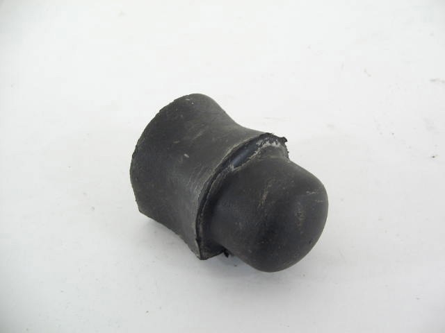 FRONT SWAY BAR OUTER BUSH
