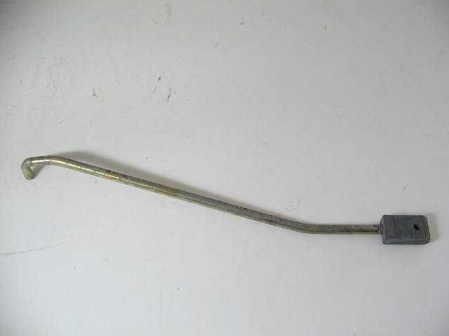 LEFT DOOR LOCK CONTROL ROD