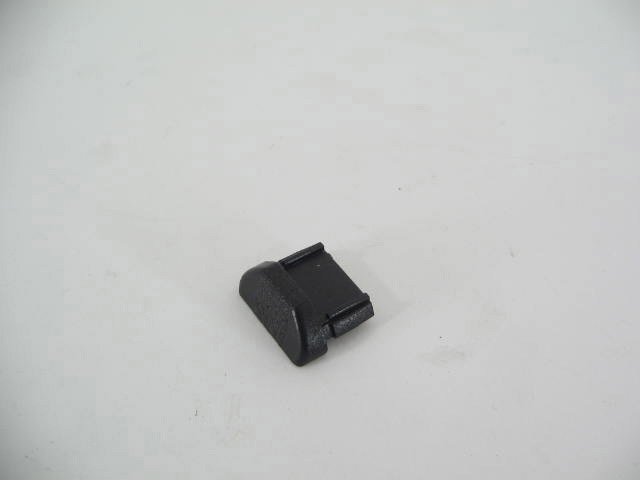 BLACK PLASTIC TRIM END