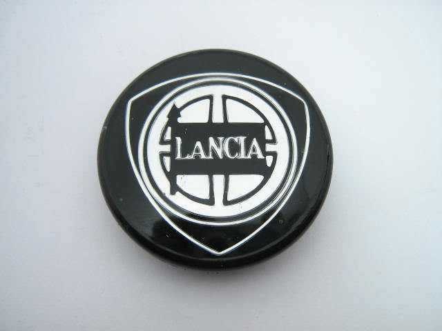 "LANCIA" HUB CAP CENTER
