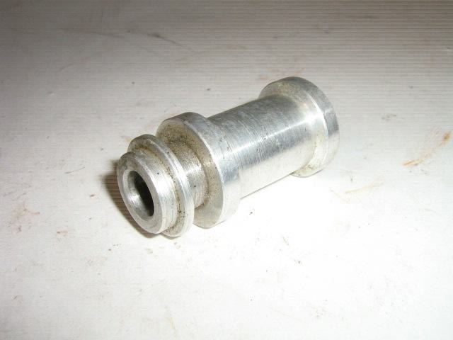 LONG INTERNAL PISTON