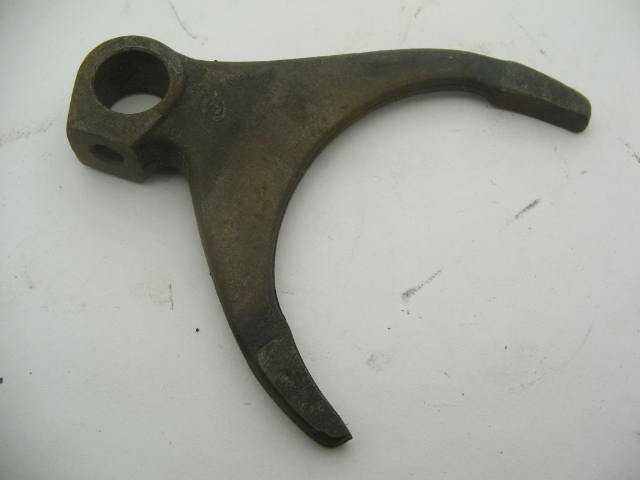FIRST GEAR SHIFT FORK