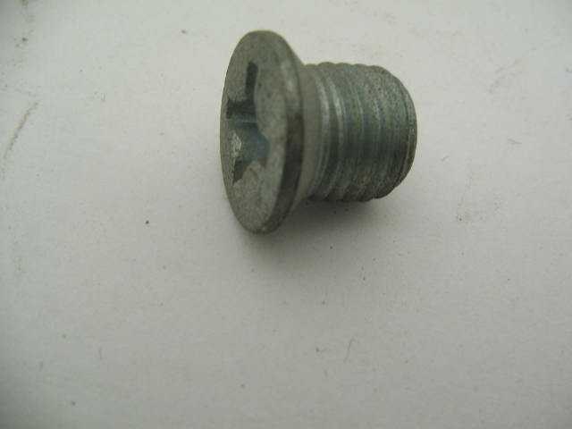 STARTER FIELD WINDING SCREW