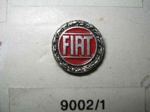 ROUND "FIAT" WREATH PIN