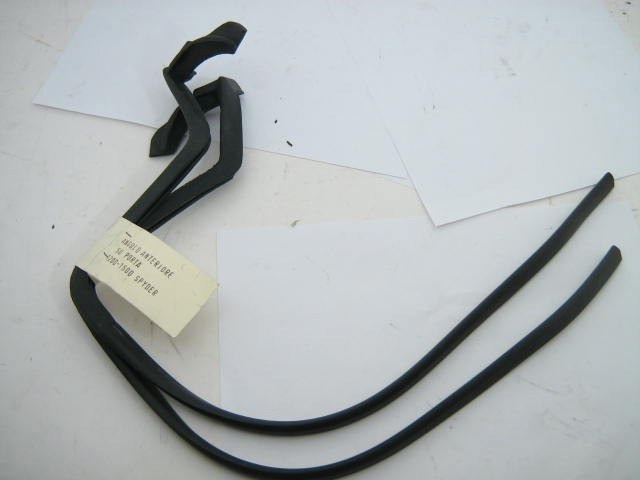 DOOR UPPER SEAL GASKET SET