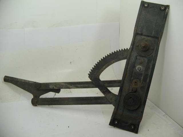 1959-67 L DR WINDOW REGULATOR