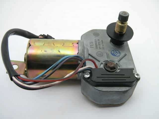 REAR WINDOW WIPER MOTOR