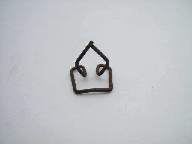 UNKNOWN TRIM CLIP
