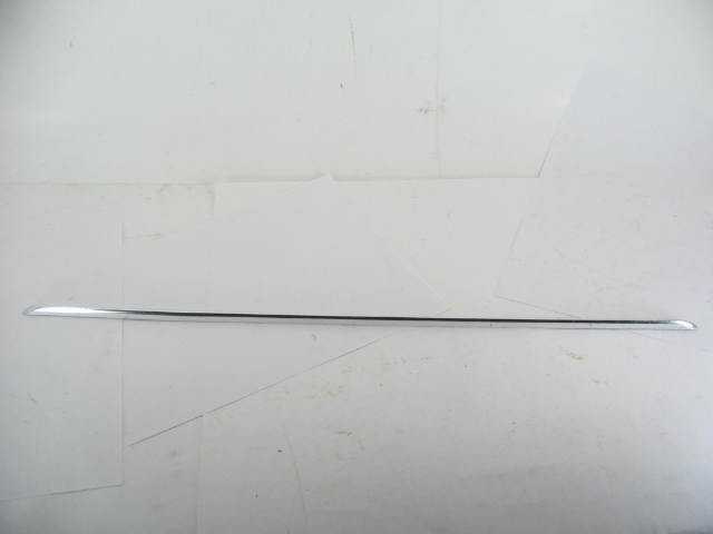 UNKNOWN CHROME TRIM